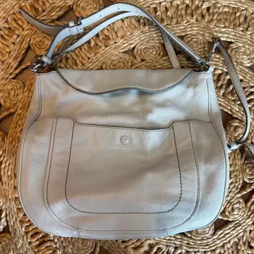 마크 제이콥스 숄더백 라이트 그레이