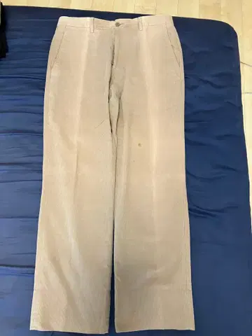 살바토레 페라가모 베이지 치노 팬츠