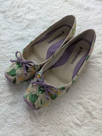 미사용 크롤 발리에 플랫슈즈 꽃무늬 스퀘어토 신발 24.5cm