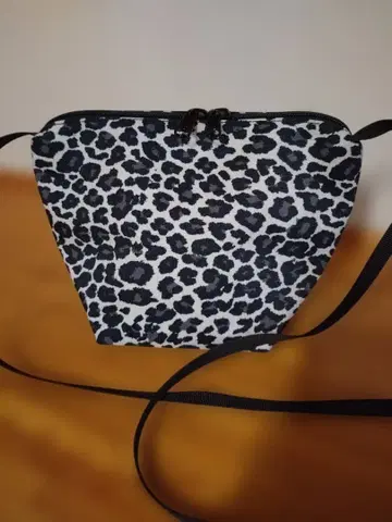 에르베샤 펠리에 2885f 팬서 블랑