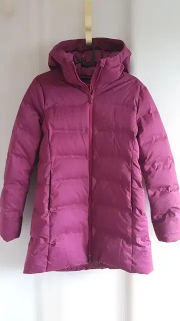 유니클로 심리스 다운 새상품급