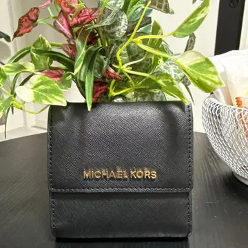 MICHAEL KORS 블랙 접이식 지갑