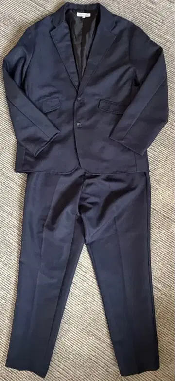 [ ASTRONOMY ] 네이비 캐주얼 수트