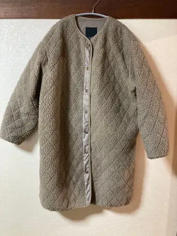 스튜디오 클립 보아 퀼팅 롱 코트 베이지