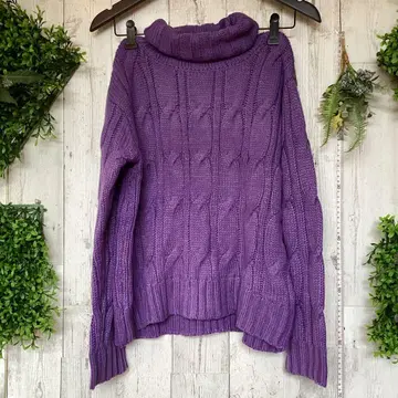 평평하게 놓았을 때 가슴 너비 53