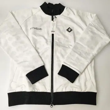 택 포함 미사용 새상품 V12 자켓