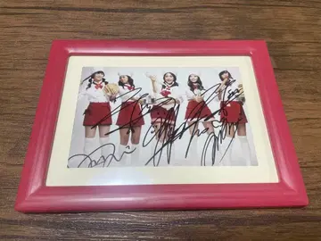 KARA 멤버 전원 사인 포함 사진 핑크 프레임 포함