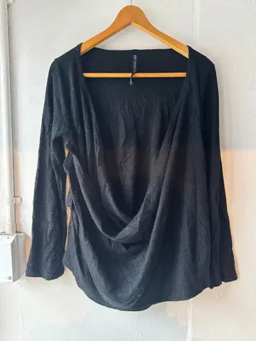 OZZ CROCE 카슈쿨 드레이프 니트 블랙 오즈온