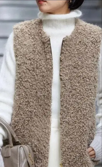 이에나 퍼 베스트