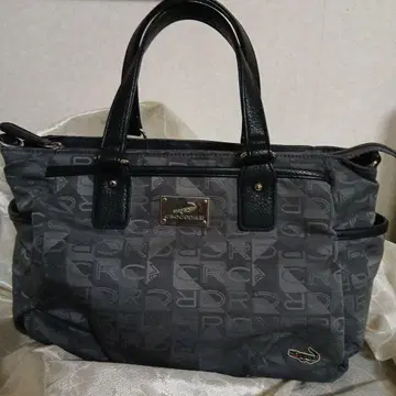 크로커다일 백 로고 포함