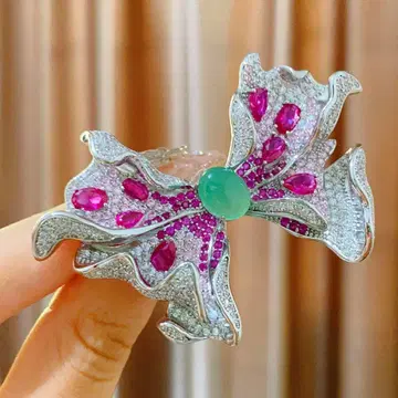 리본 디자인 브로치 핑크 그린