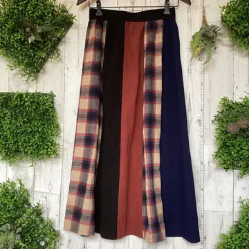 평평하게 놓았을 때 허리 33 밴딩 있음