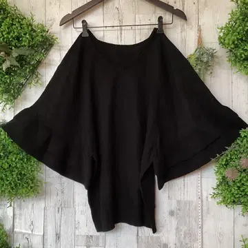 평평하게 놓았을 때 가슴 너비 49