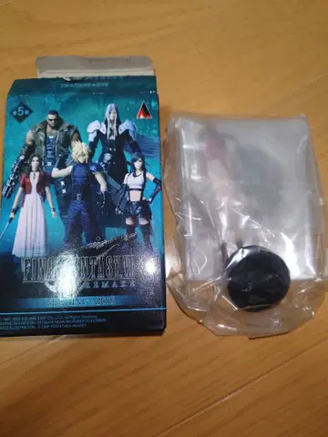FINAL FANTASY VII REMAKE 에어리스 피규어