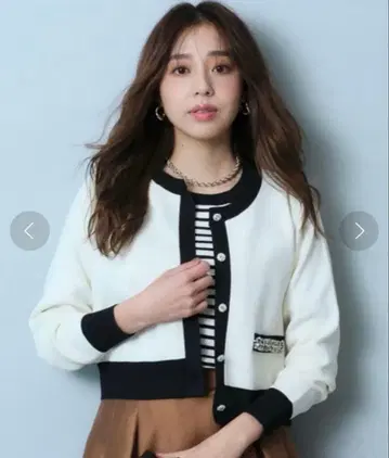 JUSGLITTY 메니 비쥬 가디건 앙상블 완판템