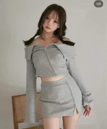 andmary retina zip set up