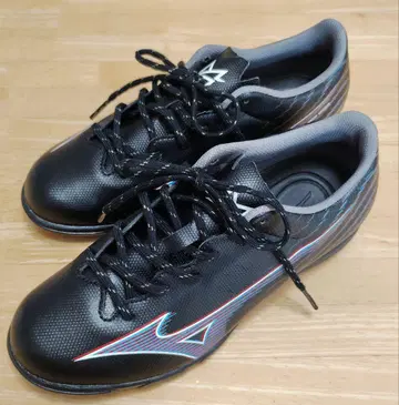 미즈노 알파 셀렉 축구 트레이닝 슈즈