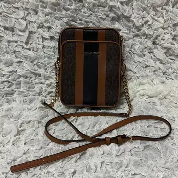 마이클코어스 숄더백