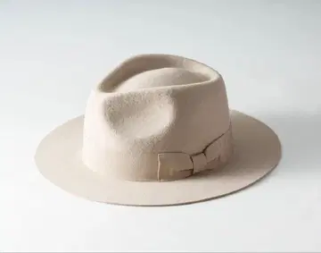 ReqHatter MIDDLE BRIM FLAT HAT