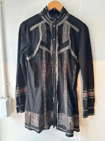 OZZ ANGELO 블랙 레이스 장식 긴팔 블라우스 오즈온