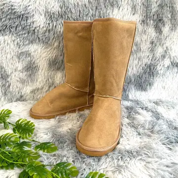 컨디션 최상 롱 기장 어그 부츠 L 사이즈 / 카멜 / 보아 안감