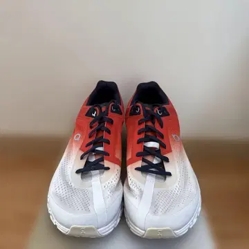 On Cloudflow 러닝화 레드/화이트 28.5cm