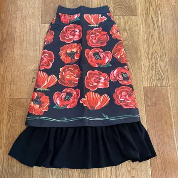 아메리 플레어 스커트 블랙 레드 꽃무늬 아메리빈티지