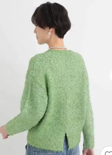 al'aise modulation 그린 컬러 긴팔 니트 스웨터 슬릿
