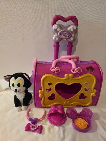 디즈니 스토어 피가로 반려동물 캐리어 돌봄 세트