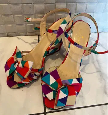 케이트 스페이드 웨지솔 샌들 22.5cm