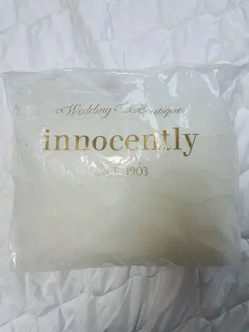 innocently 웨딩 베일 아이보리