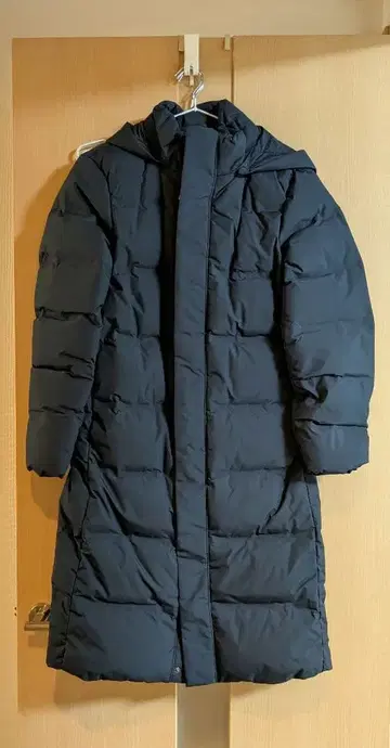 UNIQLO 심리스 다운 롱 코트 네이비 XS