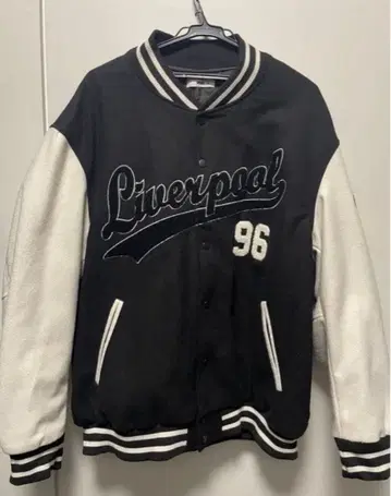 WEGO 멜톤 와펜 바시티 자켓 블랙/화이트 XL 사이즈