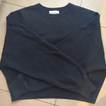 Cacco 숏 기장 와이드 맨투맨