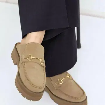 카미난도 GOLD BIT MULES