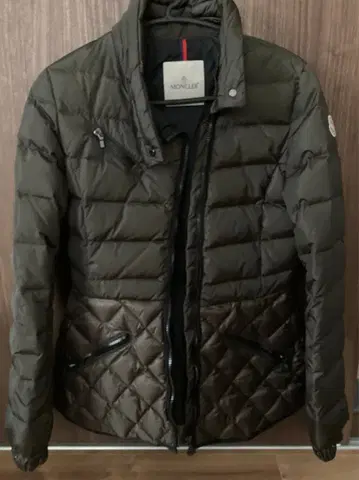 MONCLER 카키 다운 자켓 키즈 14A