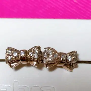 파베 리본 귀걸이 핑크 골드 k10