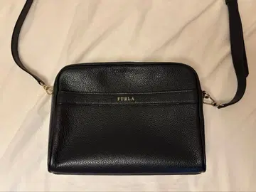 [ 새상품급 ] FURLA 블랙 가죽 숄더백