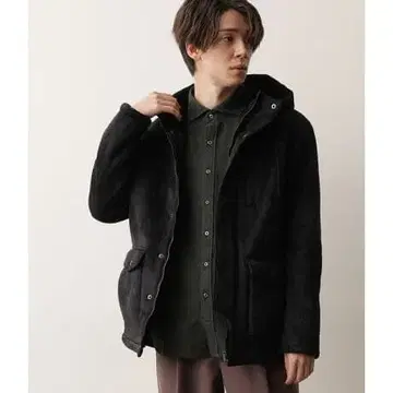 JUNRED 페이크 무스탕 마운틴 후드티