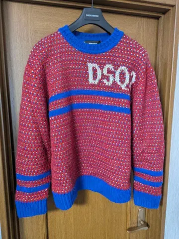 새상품 미사용 반값 이하 DSQUARED2 디스퀘어드 니트