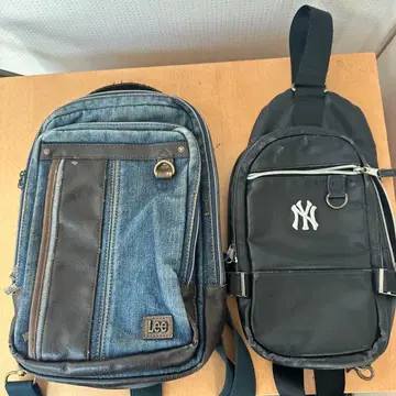 Lee 백팩과 NY 양키스 숄더백 세트