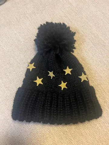 ca4la 블랙 별 장식 니트 모자