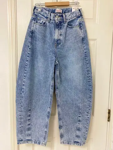 로데오 크라운즈 / 데님