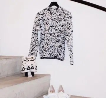 LE CIEL BLEU 플라워 자카드 빅 니트 화이트 36 화이트 블랙