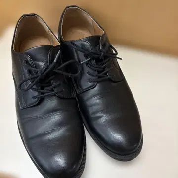 블랙 가죽 풍 드레스 신발 26cm 배송비 포함