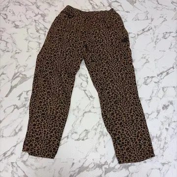 레오파드 무늬 팬츠 산타크루즈