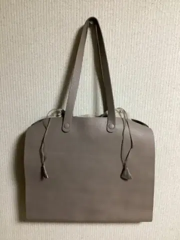 미나 페르호넨 소가죽 랩 백