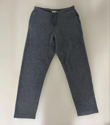 UNIQLO x JW Anderson 수플레얀 이지 팬츠