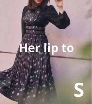 Herlipto Pleated Floral-Print SatinDress