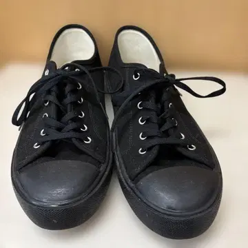 블랙 캔버스 스니커즈 26cm